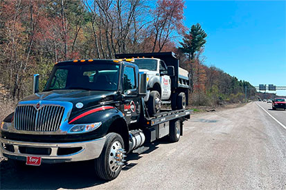 Towing services Whitman MA Commercial Vehicle Assistance Expert assistance for commercial vehicles.